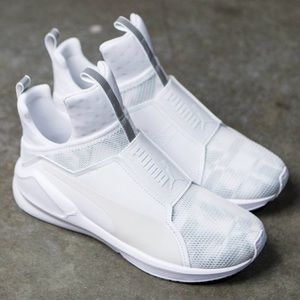 PUMA FIERCE SWAN- White